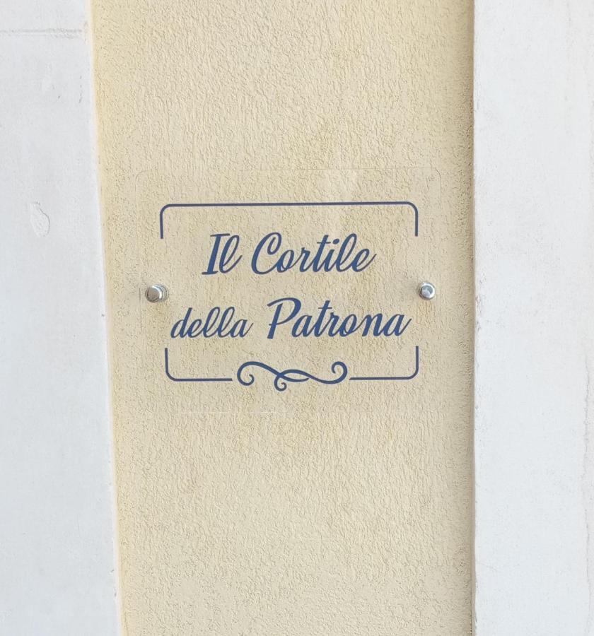 Il Cortile Della Patrona Appartement Syracuse Buitenkant foto