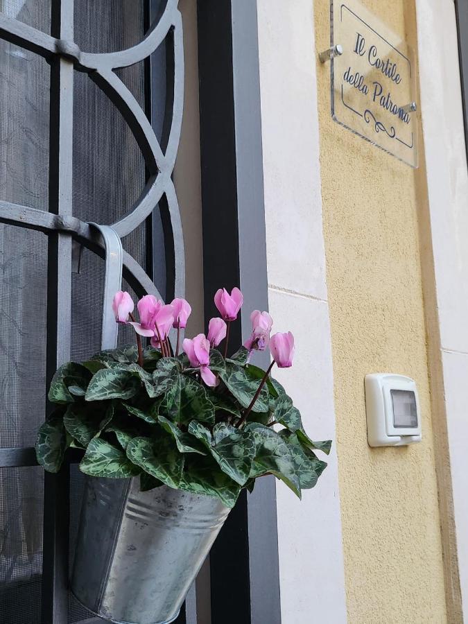 Il Cortile Della Patrona Appartement Syracuse Buitenkant foto